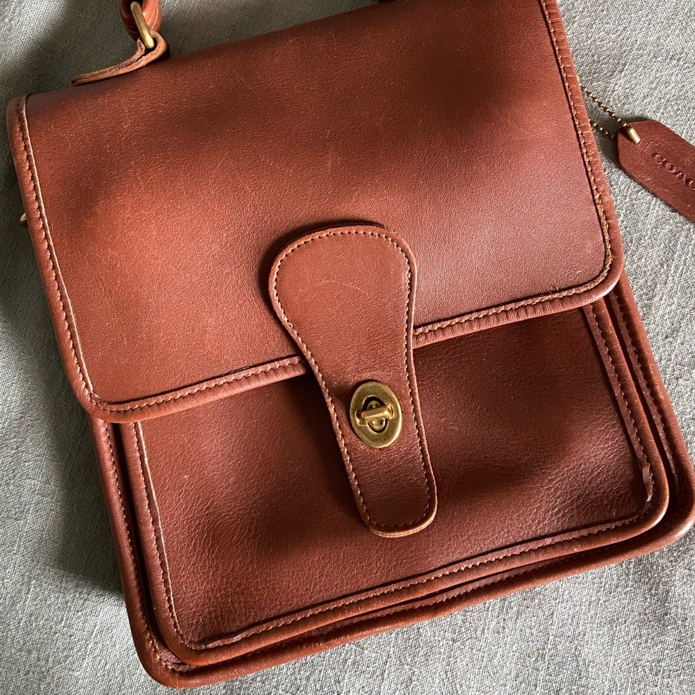VINTAGE Coach 5130 Station Bag Tan Leather - Picture 3 of 6